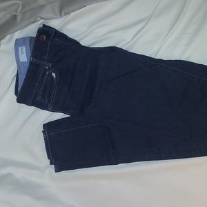 Dark denim gap jeans size 6 tall /28